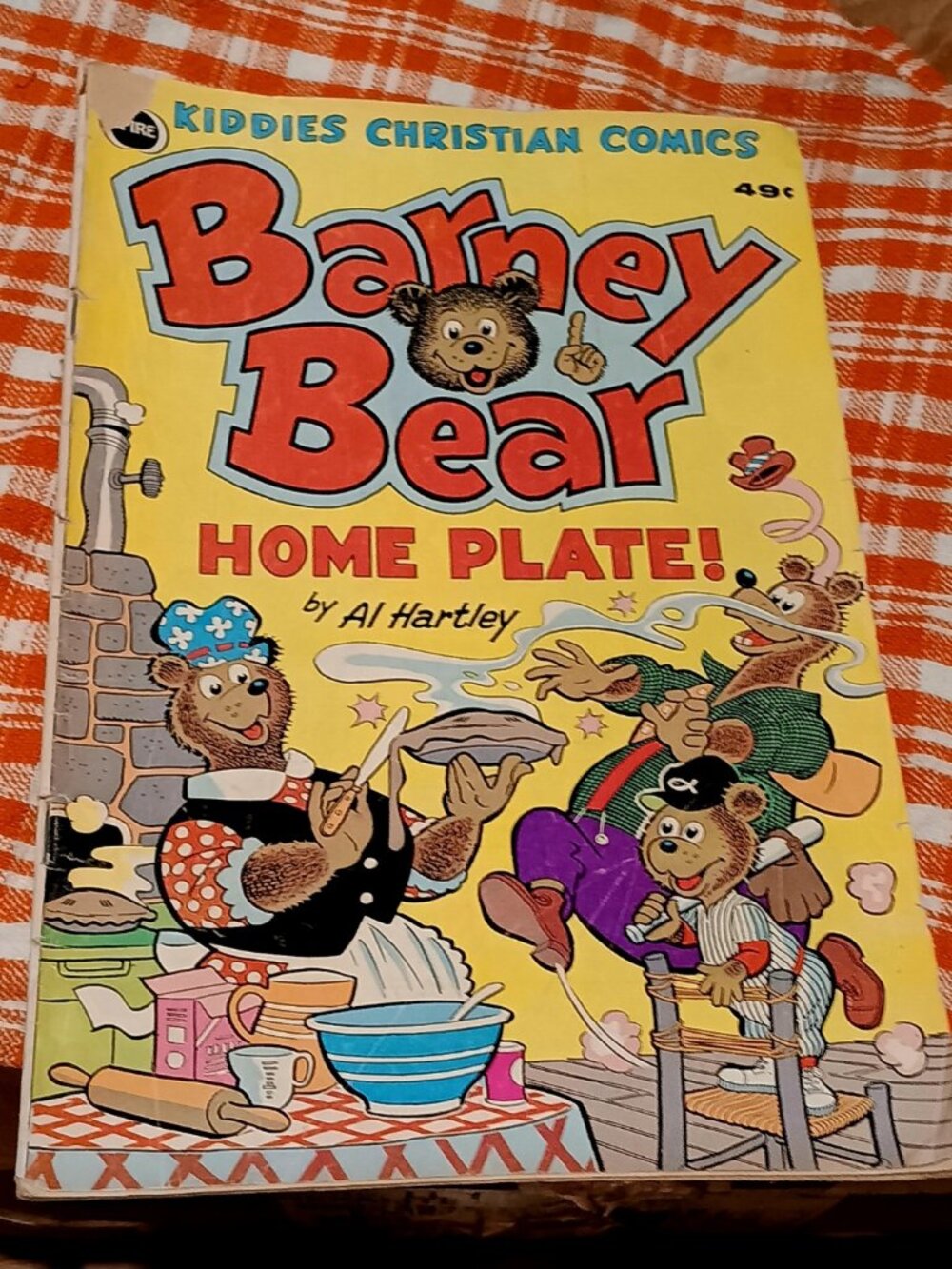 Vintage 1979 Spire Comics "Barney Bear Home Plate!" Christian, by Al Hartley
